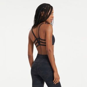 NWT Vuori Black Camo Yosemite Bra
